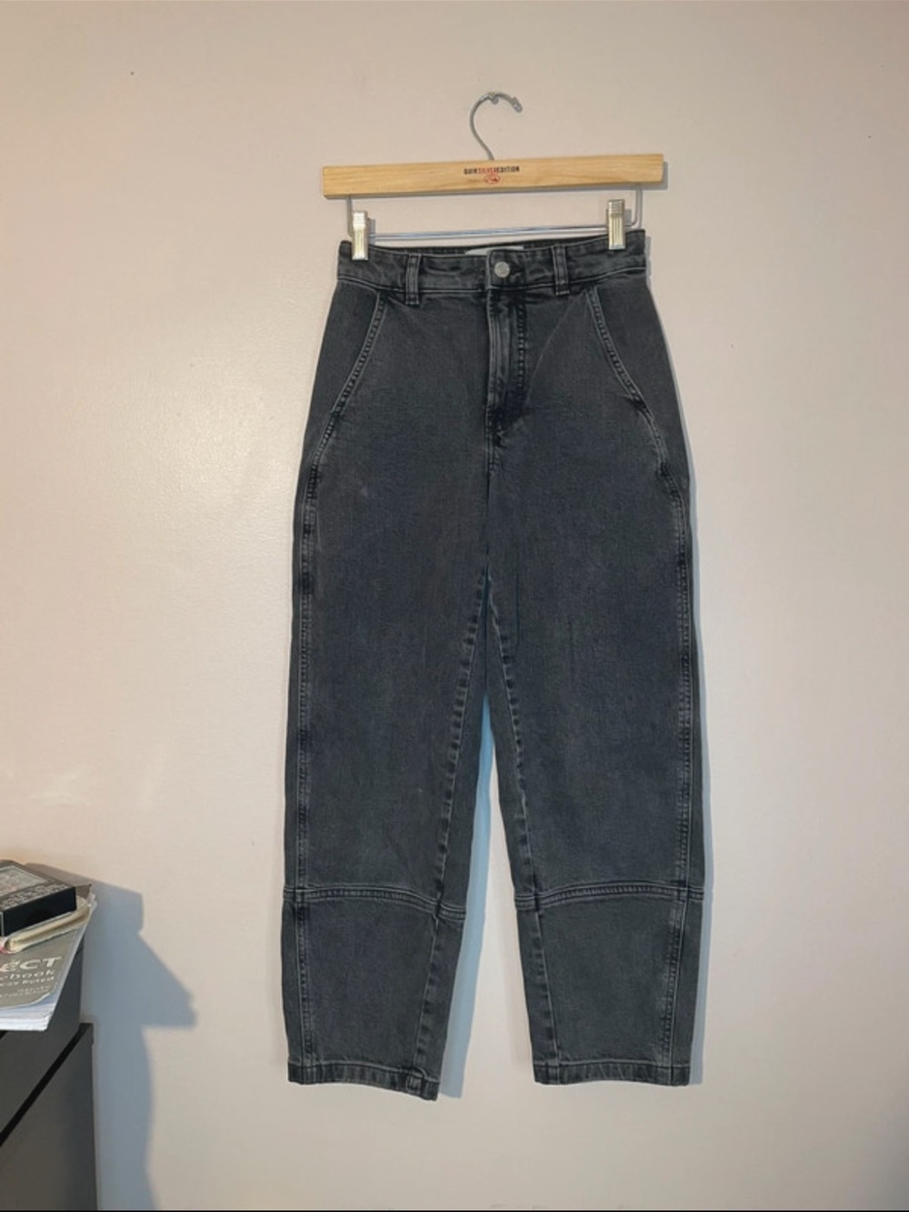 Everlane Utility Barrel Jean barrel leg jeans size 23 regular 24 size 0